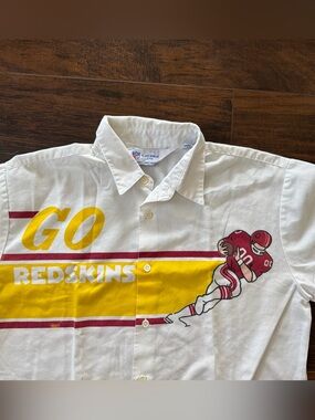 Washington Redskins  Cliff Engle Button Shirt SZ med vintage